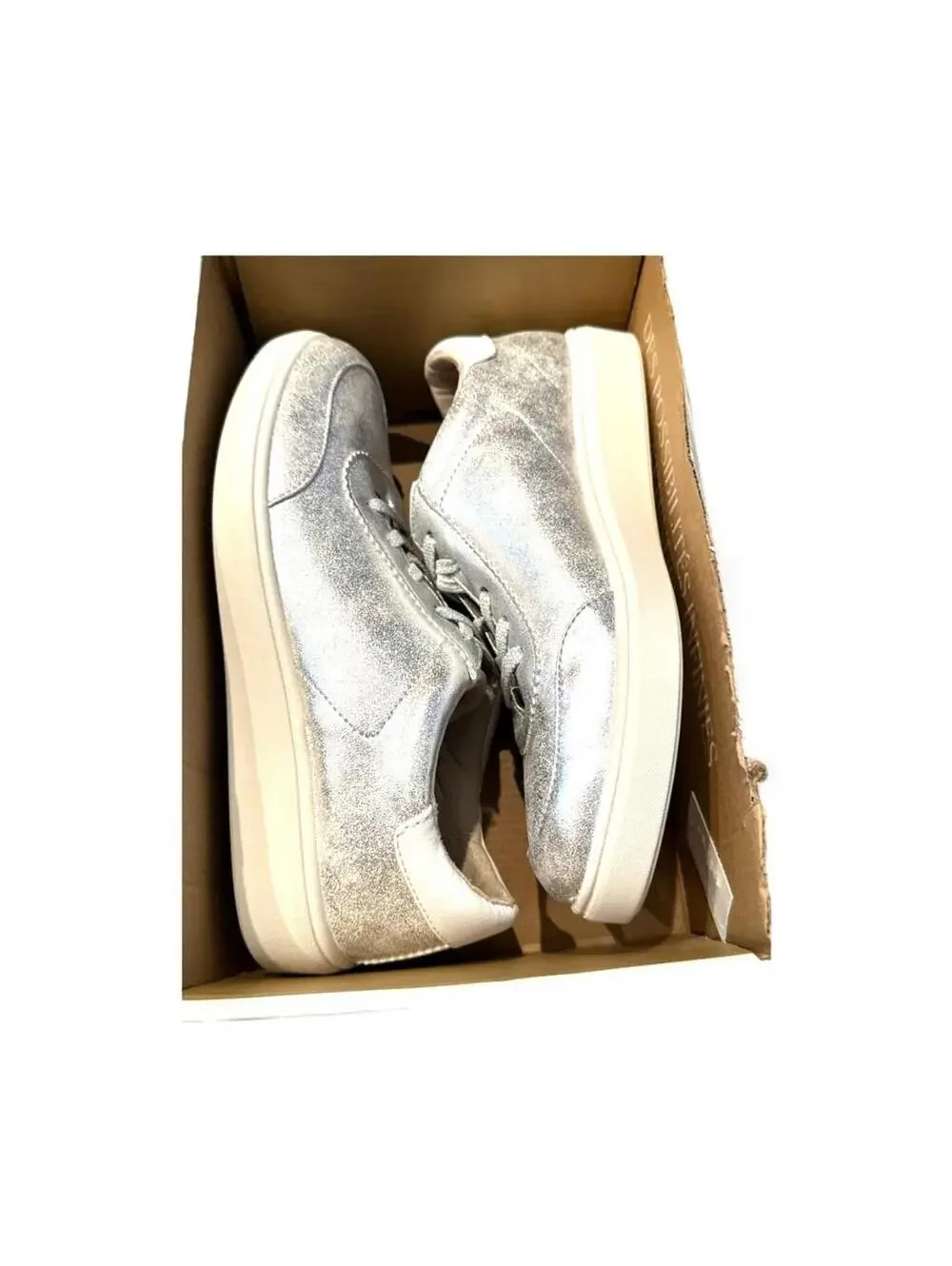 NWT LifeStride Comfort Sneakers Silver Womens 8.5W Happy Hour Machine Washable